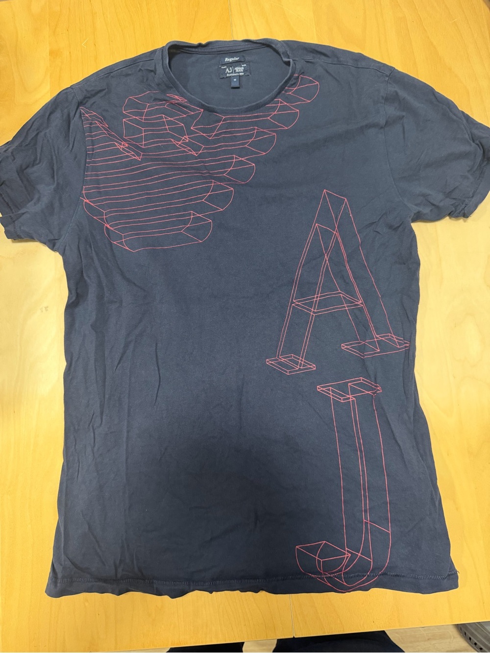 Aeropostale Men’s Navy Graphic Tee - Red Outline Design